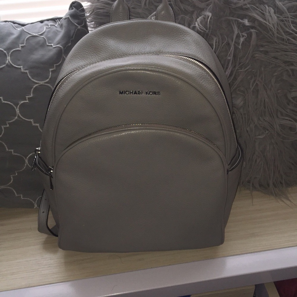 Micheal Kors BackBack